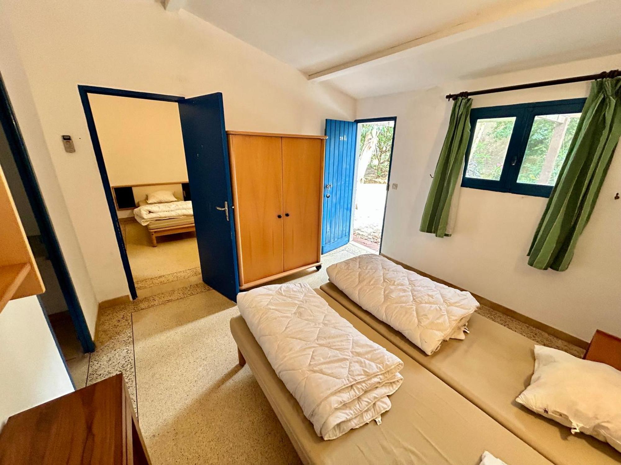 Playa Pachamama Hotel Hyeres Exterior photo